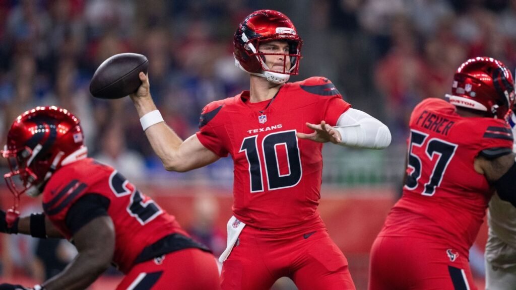 Texans defense, Davis Mills come up big in TNF win against Bills