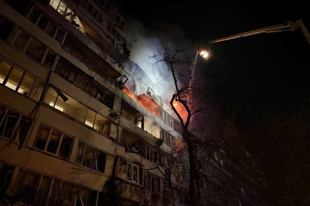 US to Meet Russians in Abu Dhabi as Moscow and Kyiv Trade Fire