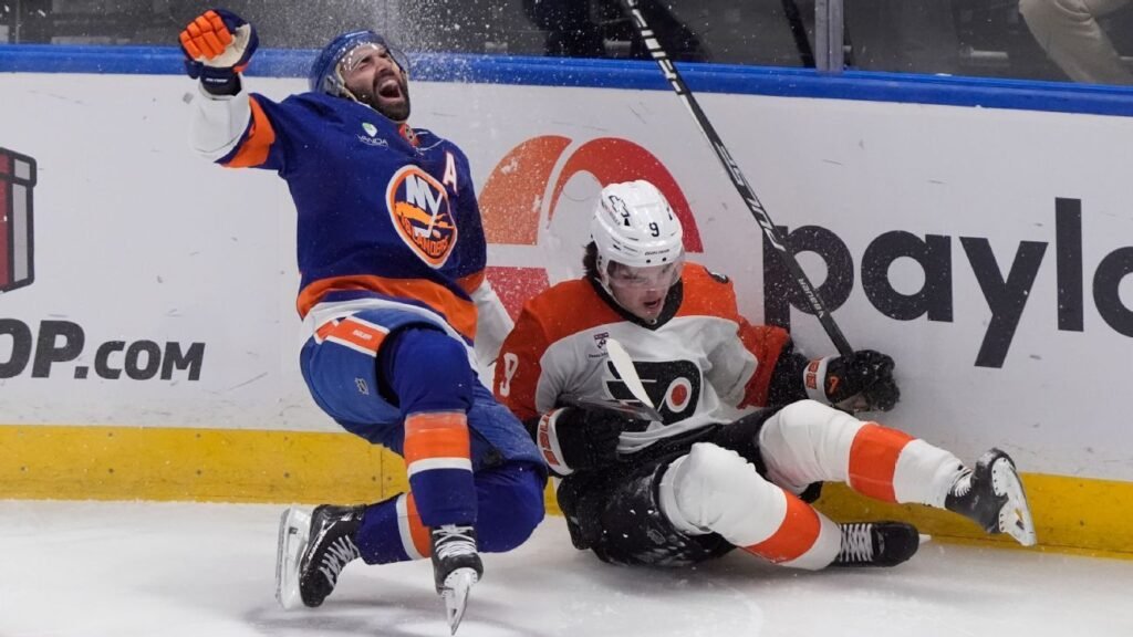 Islanders' Palmieri has torn ACL, out 6-8 months
