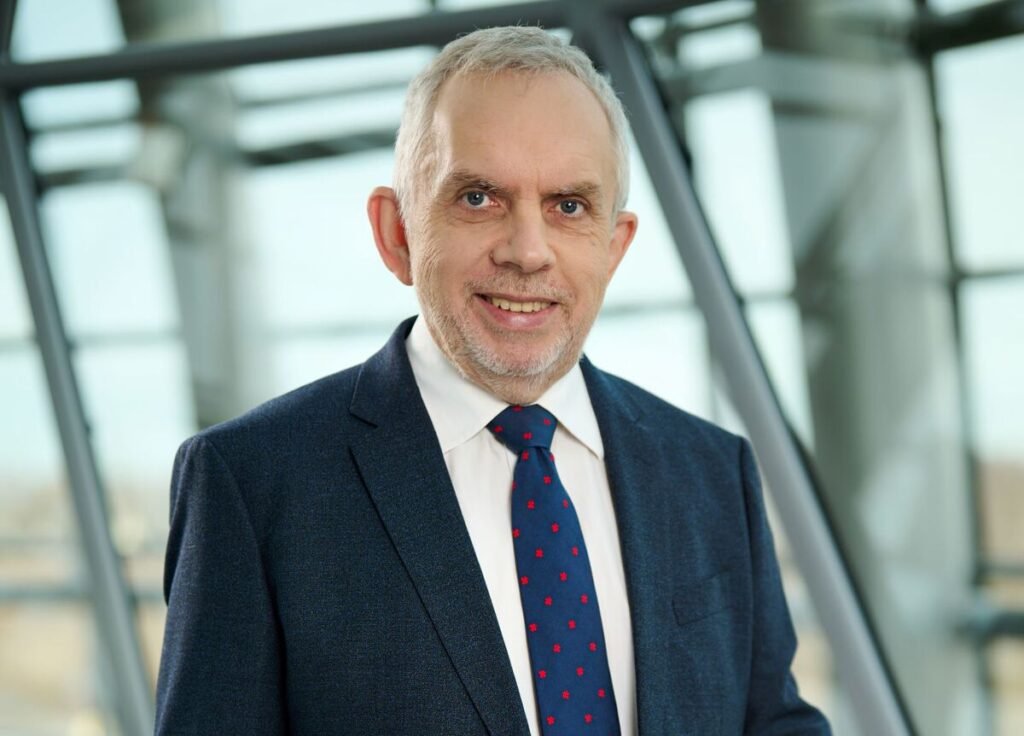 Polish Power Grid Chief Urges Pause to Costly Offshore Wind Energy Expansion