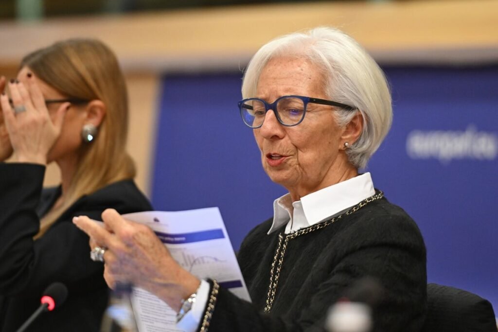 Lagarde Says ECB Won’t Violate EU Treaty Over Russian Assets
