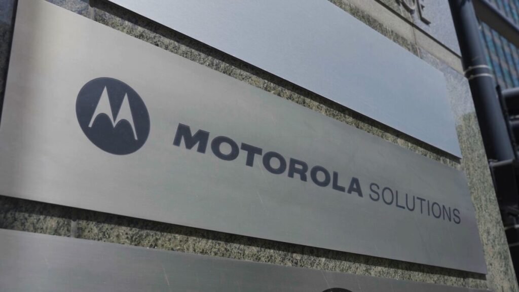 How Motorola Went From Flip Phones to Public-Safety Tech