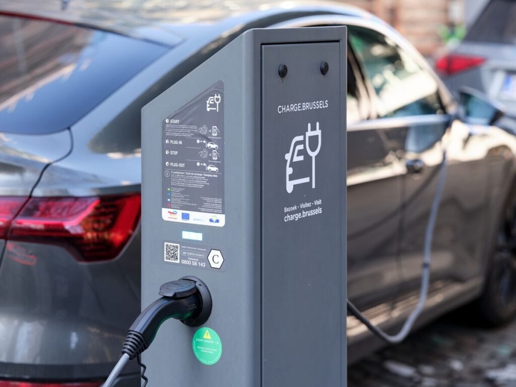 Six EU Countries Call for Abandoning 2035 Combustion Engine Ban Six EU Countries Call for Abandoning 2035 Combustion Engine Ban