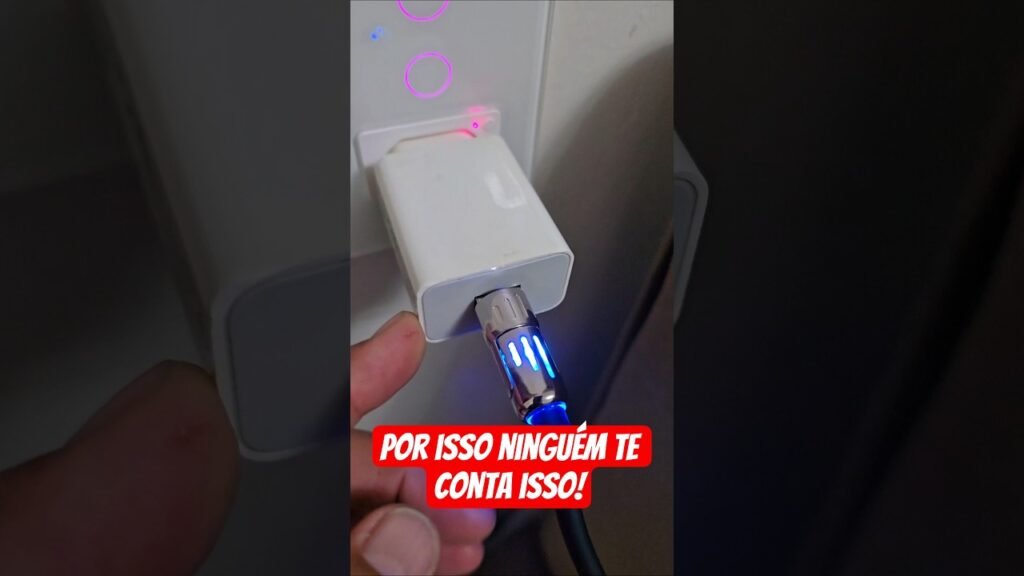 ¡Nadie te dice la verdadera función del puerto USB en la parte trasera de tu televisor! ¡Mira esto!