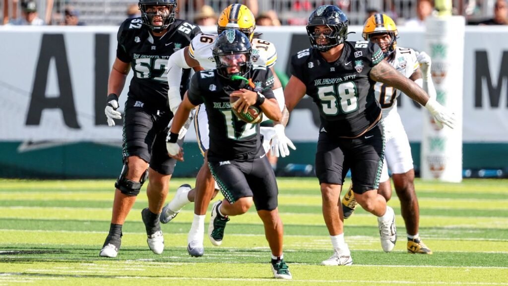 Hawai'i caps rally with last-minute TD to stun Cal