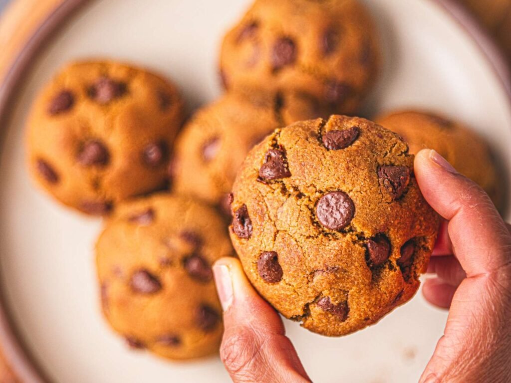 10-Minute Air-Fryer Chocolate Chip Cookies for Two