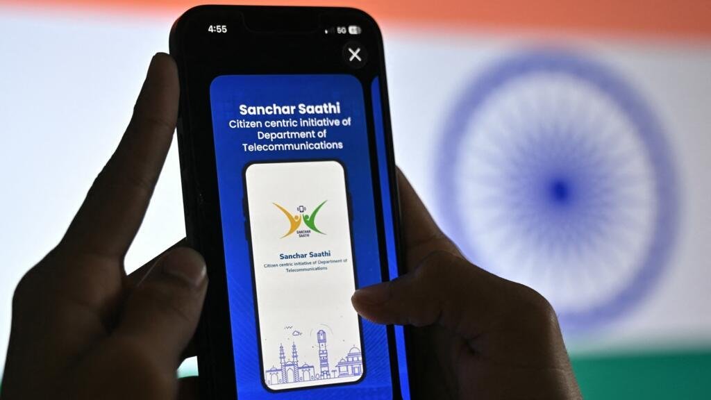 India pulls order to pre-install government app on smartphones following uproar India pulls order to pre-install government app on smartphones following uproar