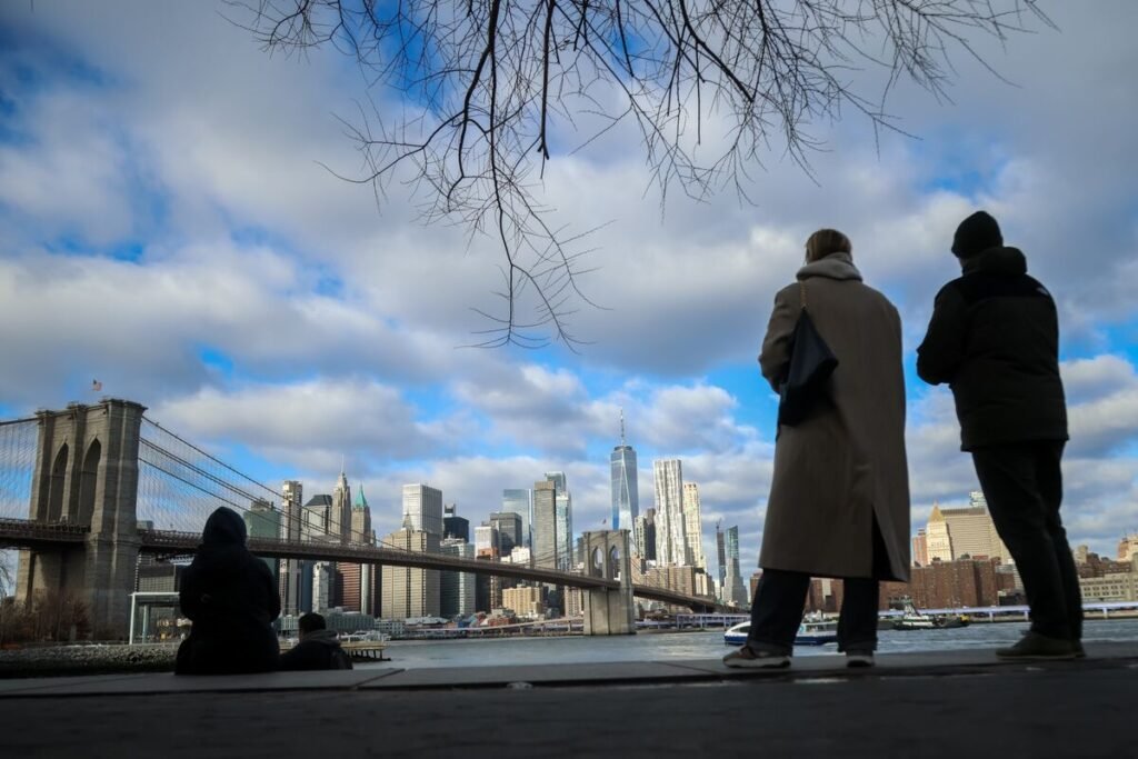 New York, US East Will Chill for Mid-January While West Warms
