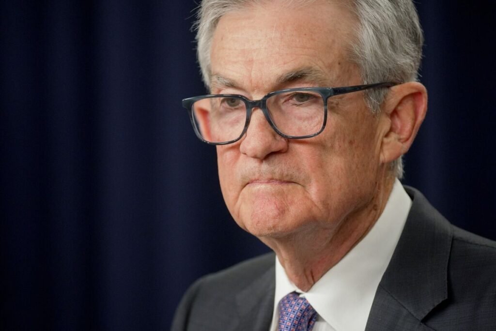 Fed Served With DOJ Subpoenas, Powell Vows to Stand Firm
