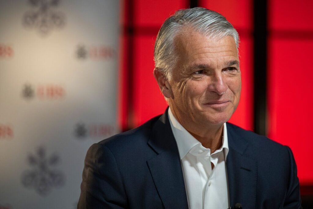 UBS CEO Ermotti Plans to Step Down in April 2027, FT Says