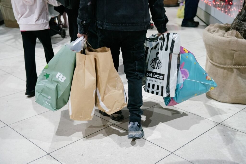 Romanian Inflation Ends Tumultuous Year in Politics Close to 10%