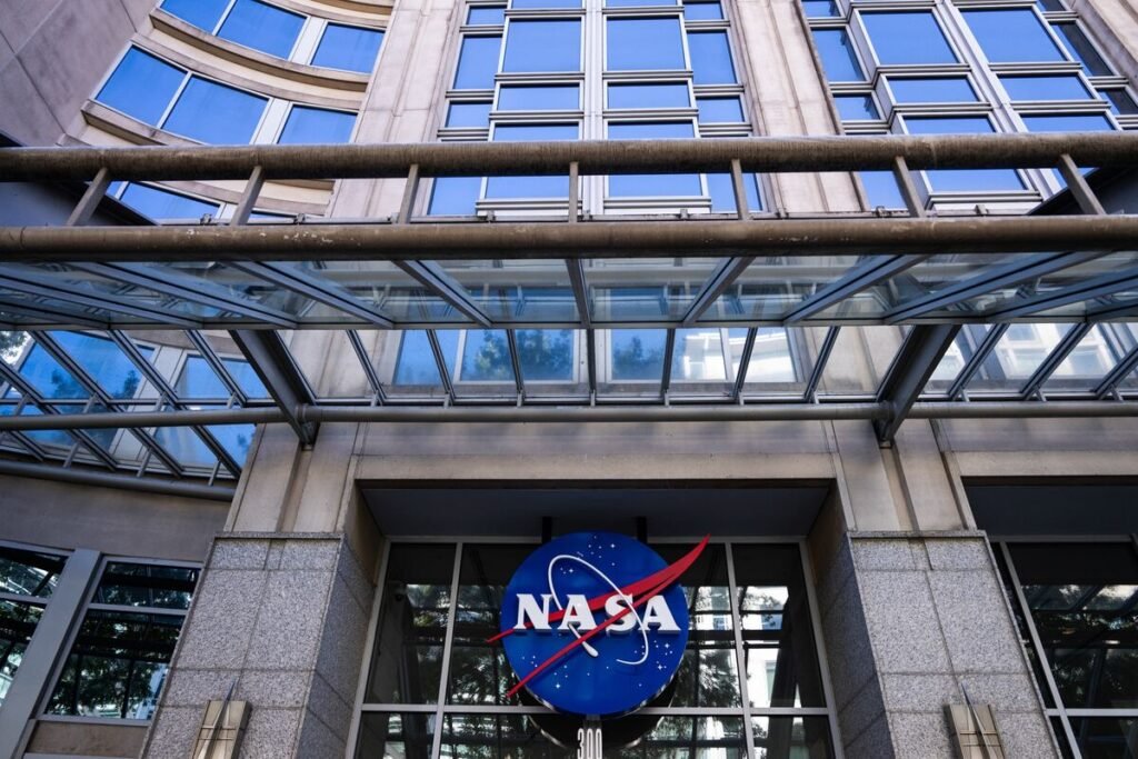 Congress Defies Trump on NASA Science Budget
