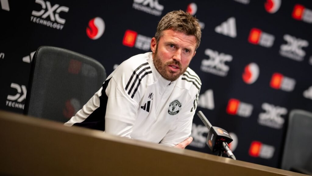 Carrick won't rule out long-term Man United stay
