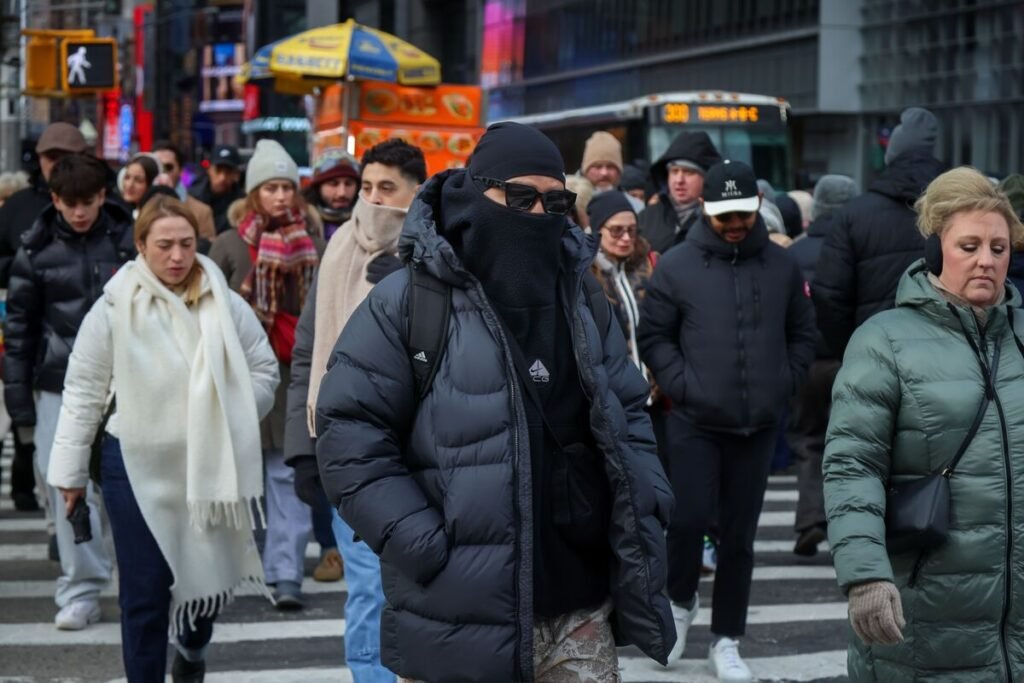 Biggest US Power Grid Gears Up for Arctic Freeze Arriving This Weekend