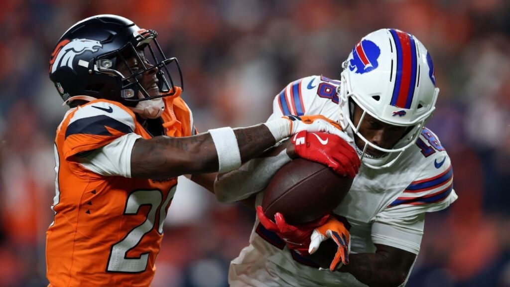 Refs during Bills-Broncos called that?! What the NFL rulebook says and our analysis