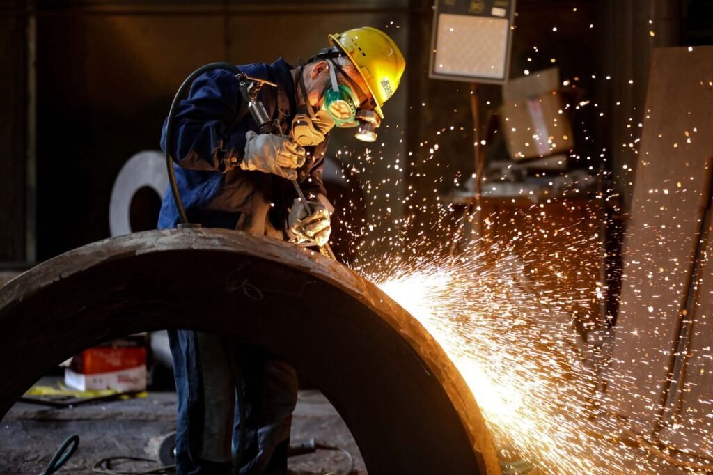 China's Economy Expands 5% in 2025, Birth Rates Plunge to Lowest Since 1949