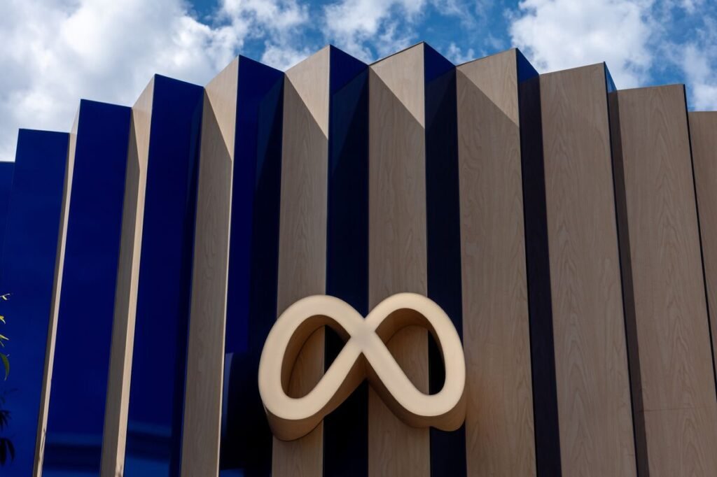 Meta Overlooks Ads From Illegal Gambling Sites, Says UK Watchdog