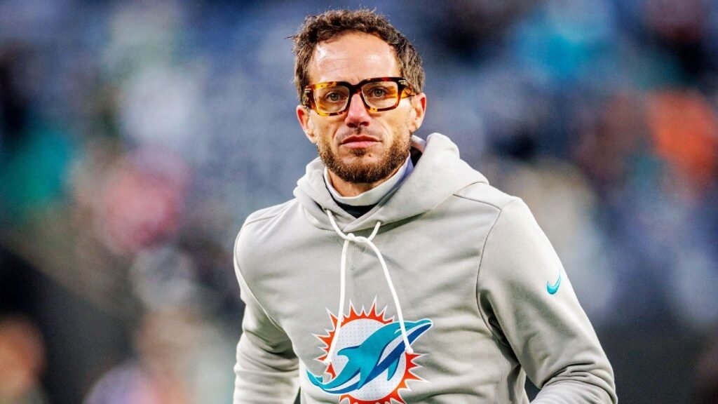 Sources: McDaniel set to become Chargers OC