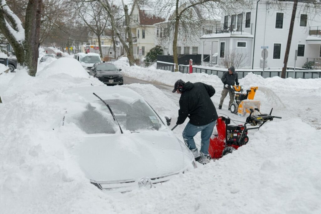 US Natural Gas Slips, Halting Historic Rally After Cold Snap