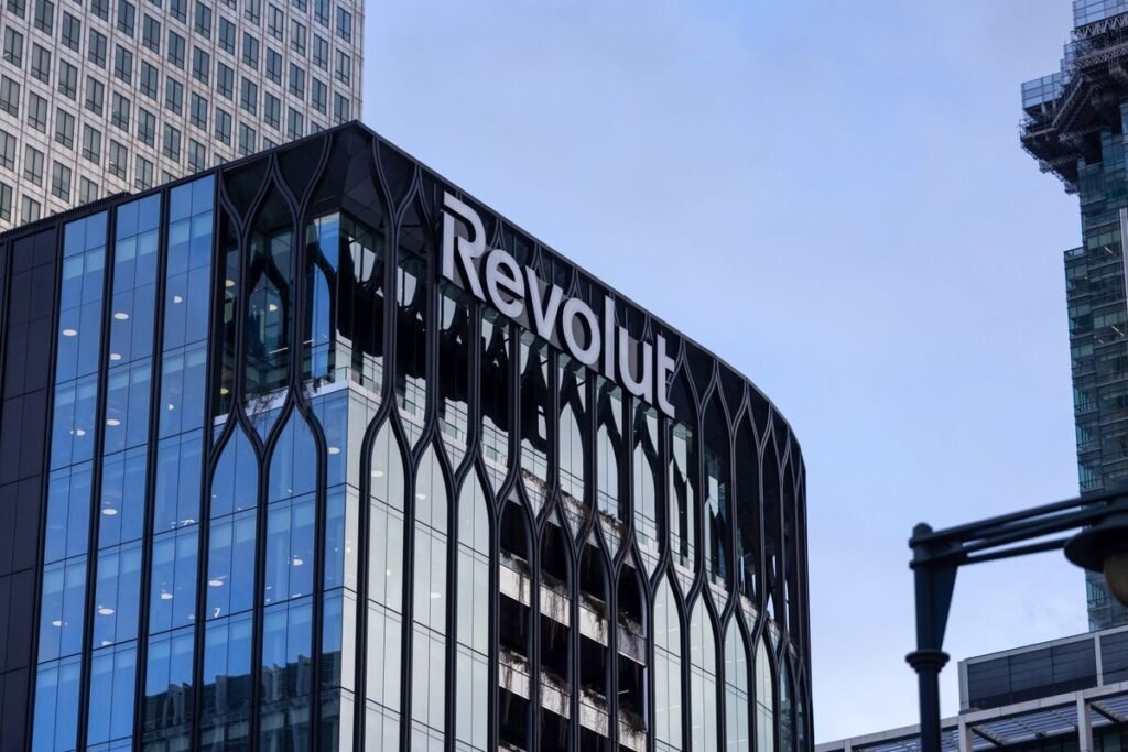Revolut Launches 15% Savings Rate in Mexico in Battle With Banks