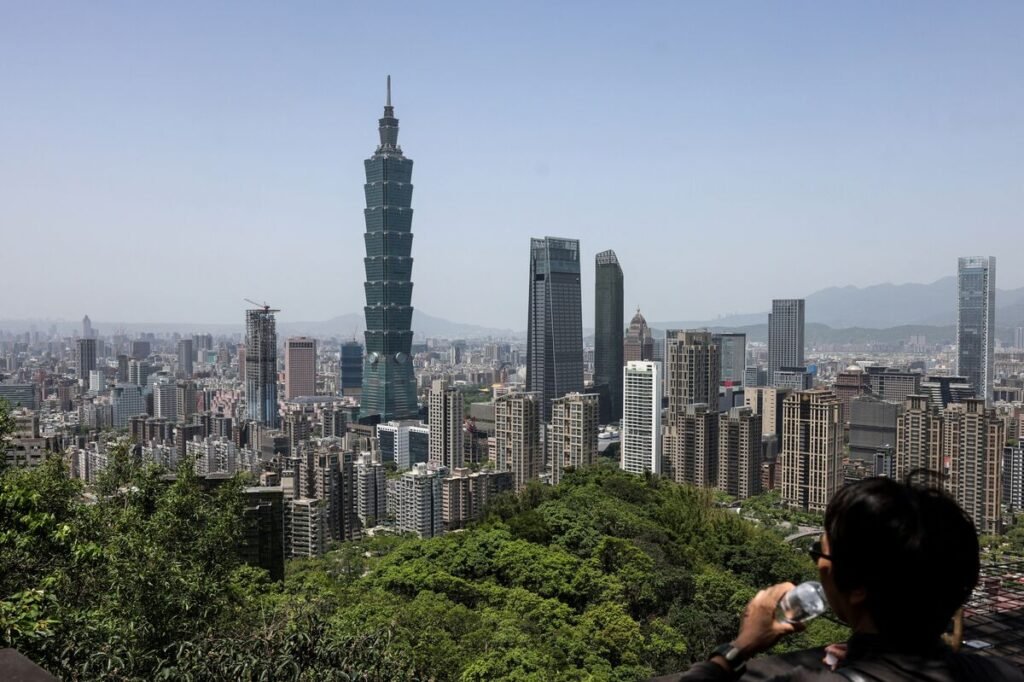 Taiwan Weighs Incentives to Lure Family Offices in Wealth Push