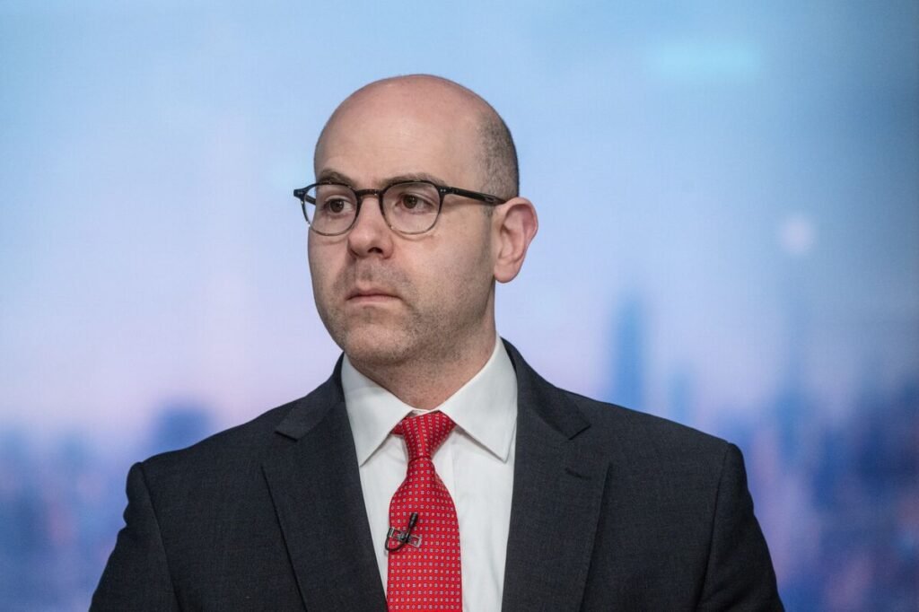 Fed’s Miran Sees Warsh as Persuasive, Respected New Chair