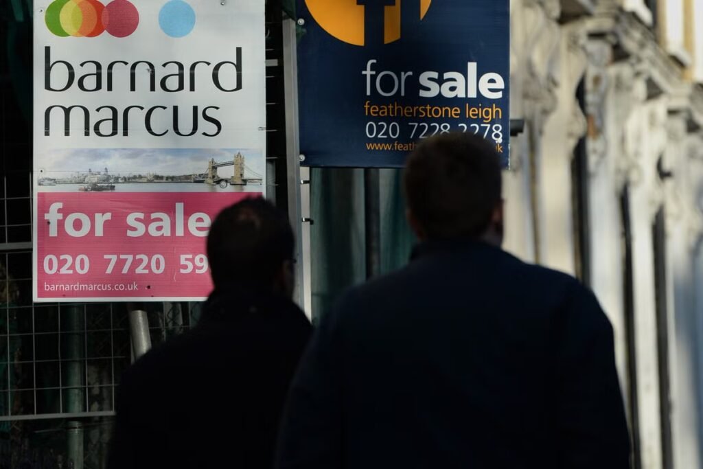 Major lender to cut fixed mortgage rates to as low as 3.5 per cent