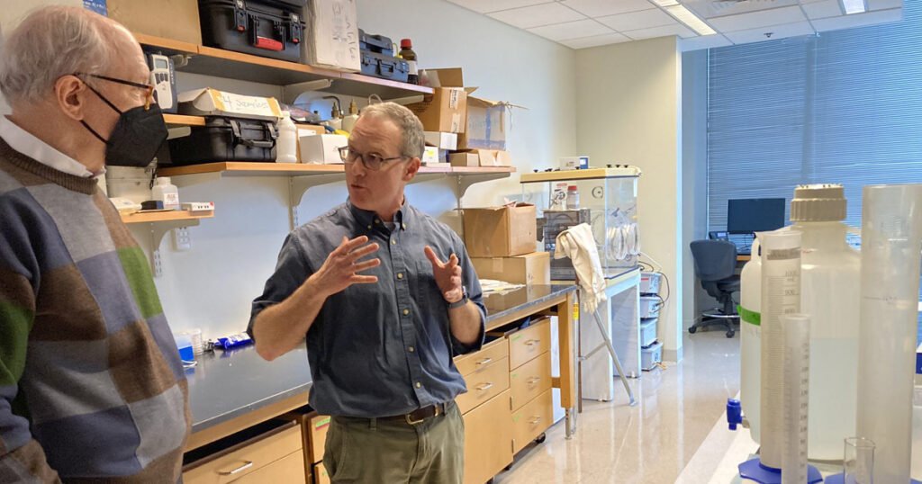 Environmental health sciences enter new phase, challenges discussed