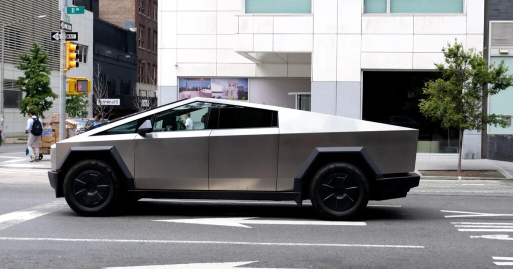 Tesla Cybertruck sales plunged 48% in in 2025