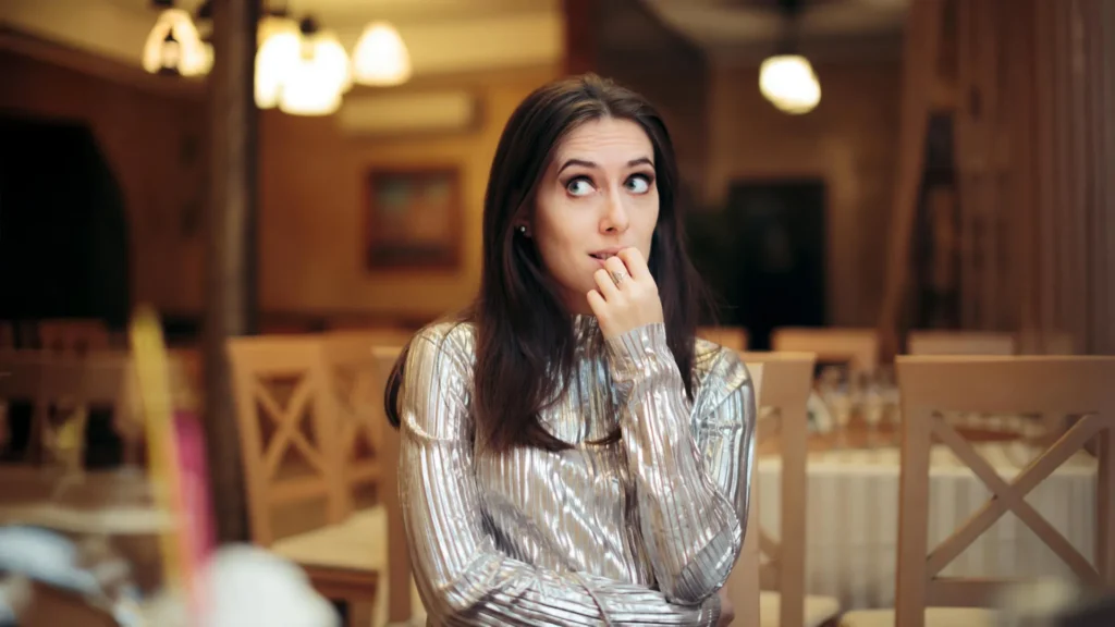 This common dinner rule makes meals more awkward