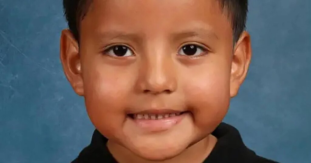 School officials say 5-year-old was ICE "bait." DHS says he was abandoned.