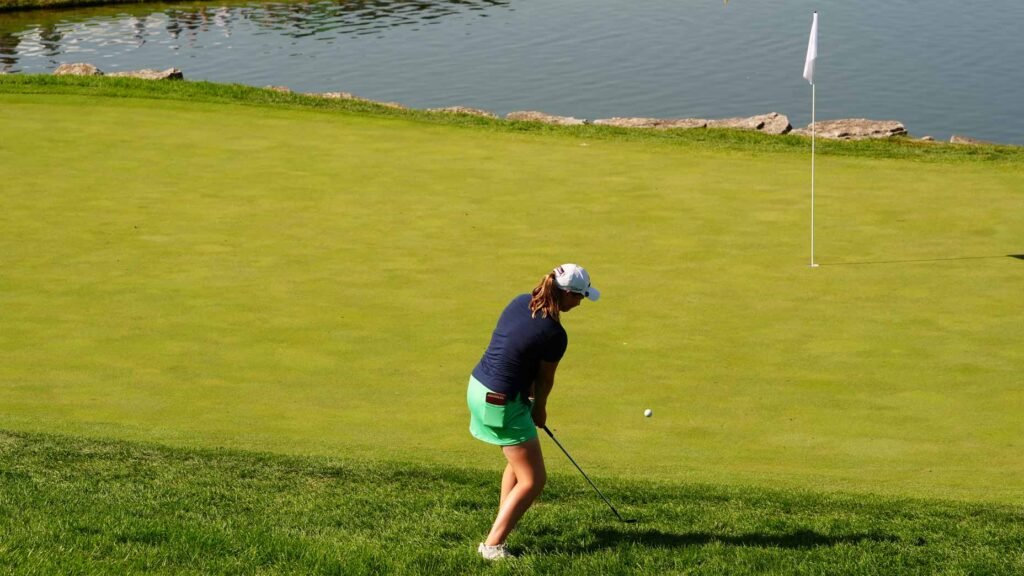 The secret to hitting a chip shot from a fluffy lie