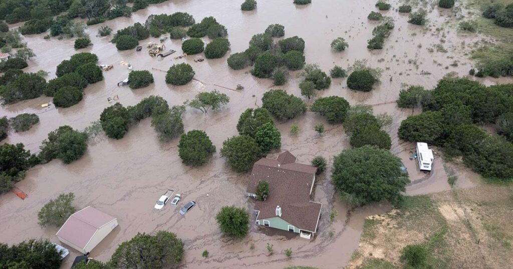 After Texas floods, NIEHS swiftly supports health research, recovery