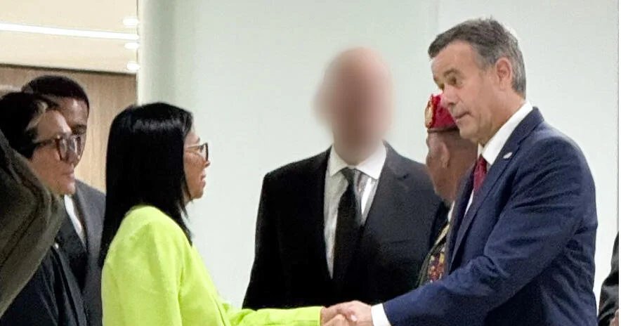 CIA director meets with Venezuela's interim president in Caracas CIA director meets with Venezuela's interim president in Caracas