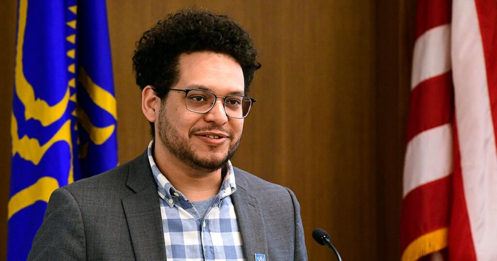 Fellows challenged to present “big picture” research in a small talk