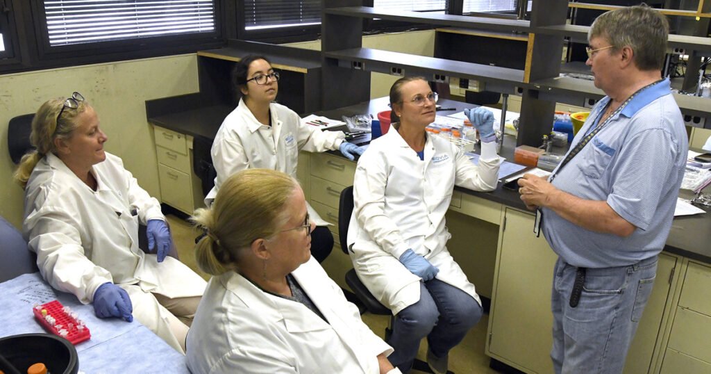 Science comes alive during teacher workshop