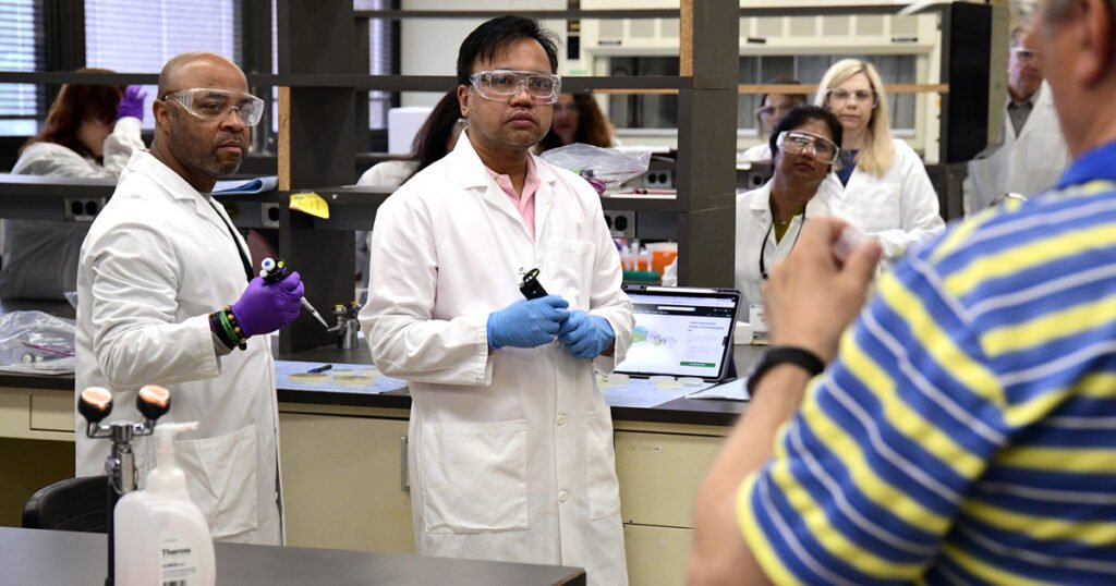 Biomedical research program for local teachers is a success