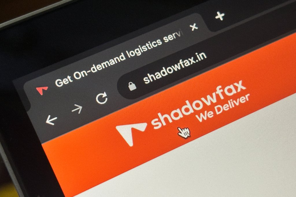 India's Shadowfax slips on listing, as client concentration spooks investors