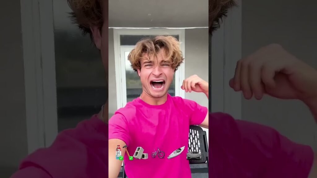 Introducing the "VitaWear SmartBand," a next-generation wearable gadget💥#shortsfeed #trending