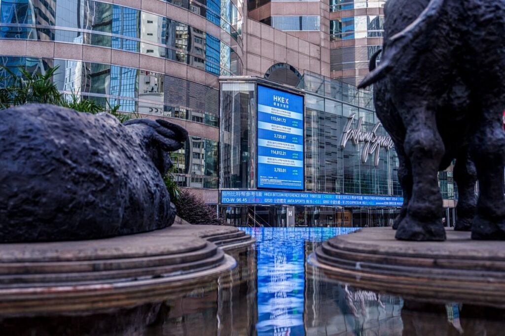 Chip Designer Montage Is Said Set to Price $902 Million Hong Kong Listing at Top