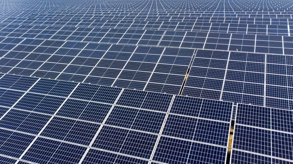 Top Indian Solar Panel Maker Sees US Trade Deal Reviving Exports