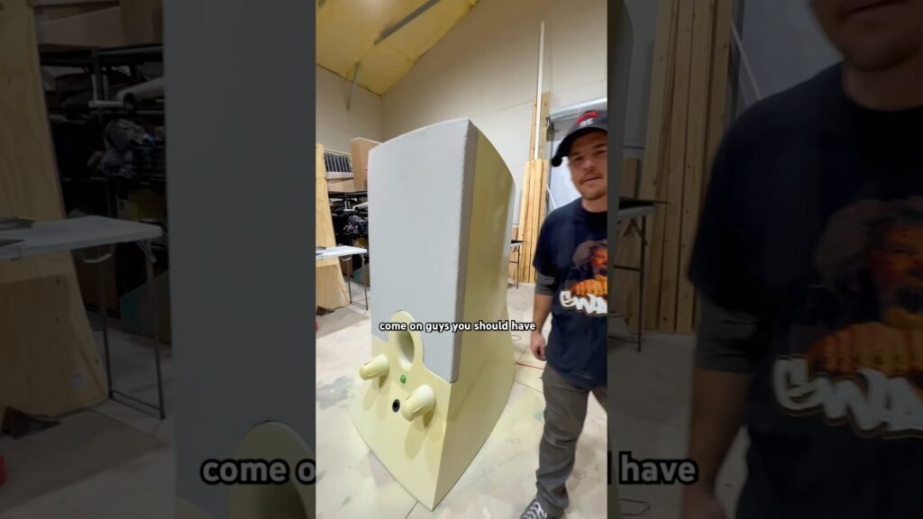 Classic giant computer speaker build pt6! #art #90s #2000s #computerspeakers #diyart