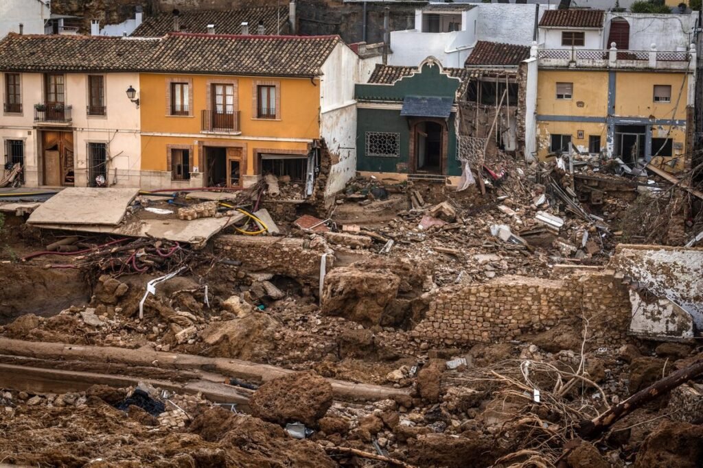 Fidelity Calls Out Limits of Extreme Weather Adaptation Bets