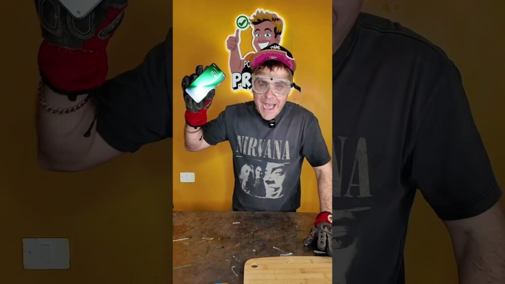 Puse a prueba la nueva generación de los celulares super resistentes, le hice pruebas extremas