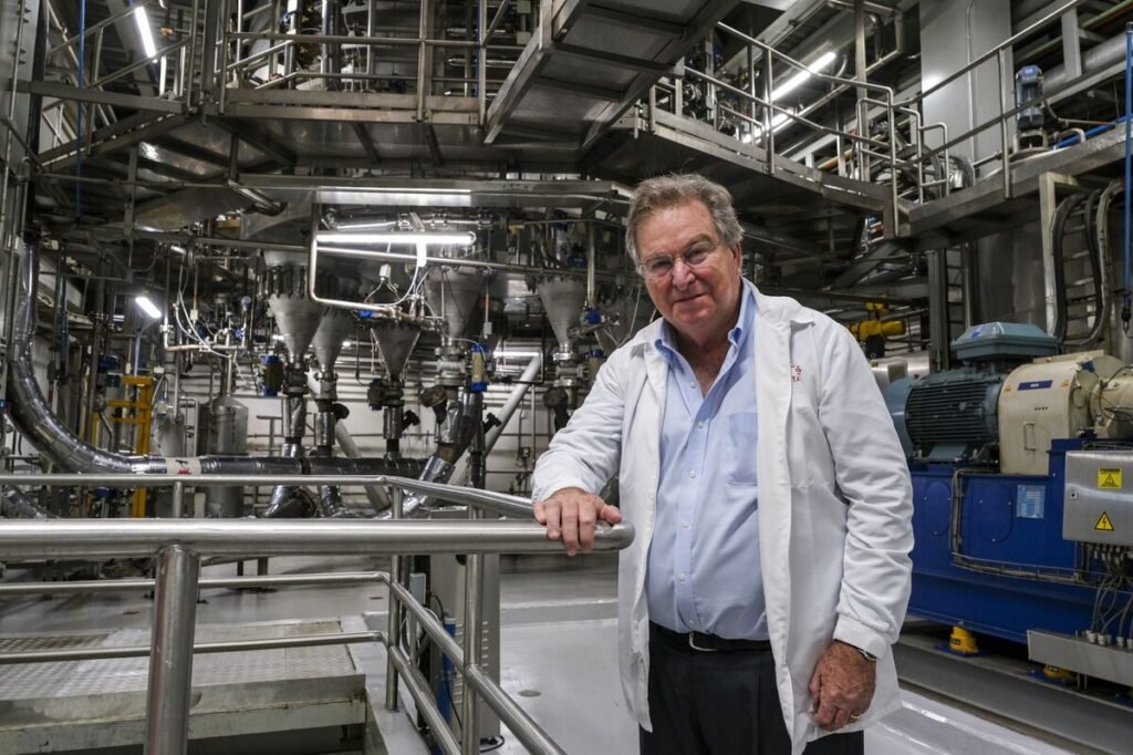 For Colombia's Richest Man, Maduro's Ouster Means More Candy for Venezuela