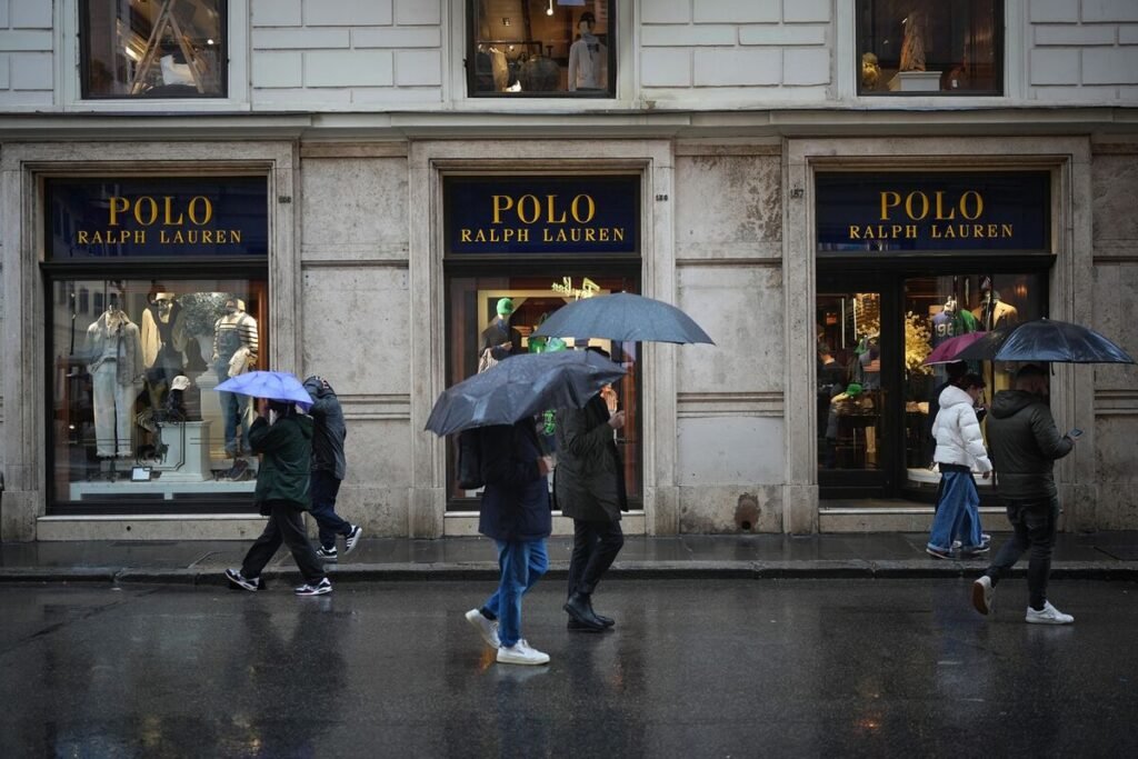 Ralph Lauren Sales Growth Slows as Wary Consumers Pull Back
