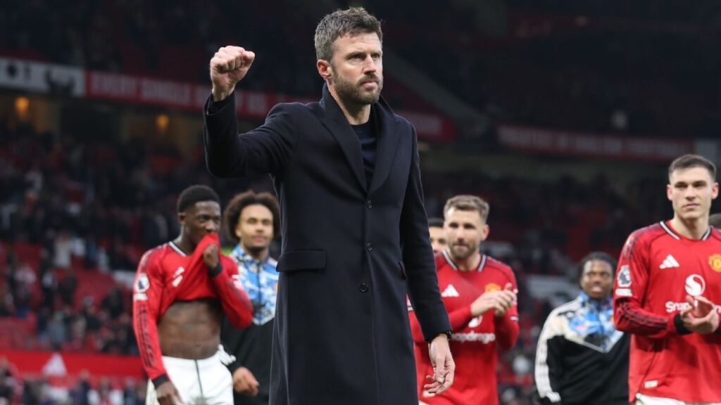 ⚽ Stick with Carrick? Man Utd must decide now