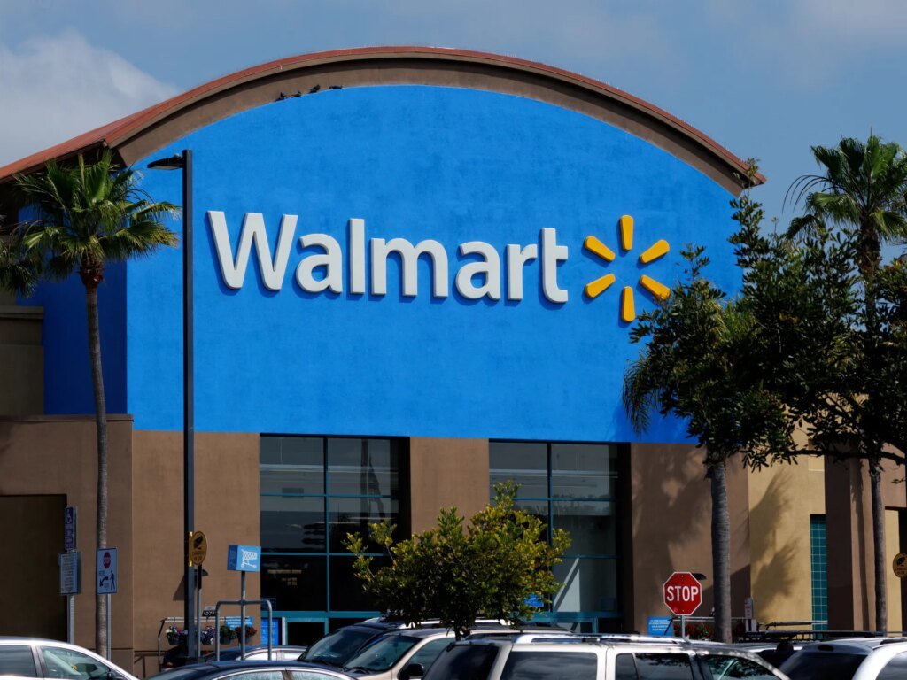 Walmart hits trillion dollar market cap for the first time