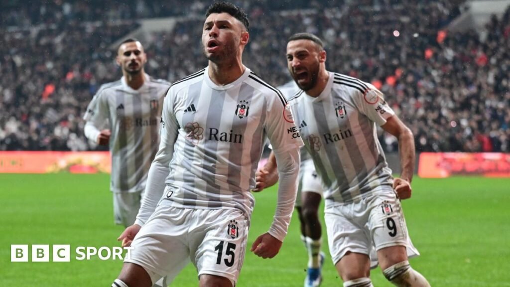 Alex Oxlade-Chamberlain playing for Besiktas