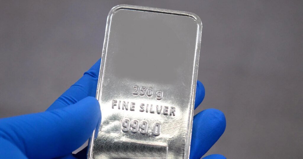 Are 1-ounce silver bars a good investment?